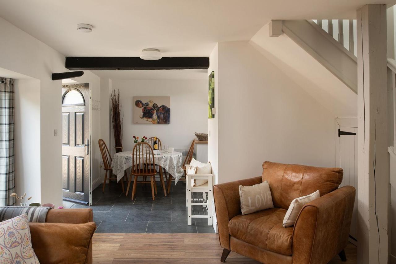 The Milking Parlour Villa Malmesbury Exterior photo